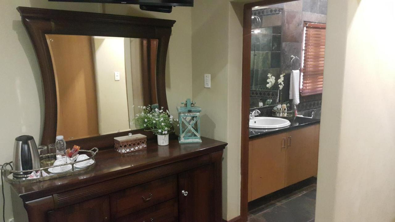 93 On Celliers Guesthouse 루이트리챠드 외부 사진